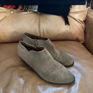 Lucky ankle boots